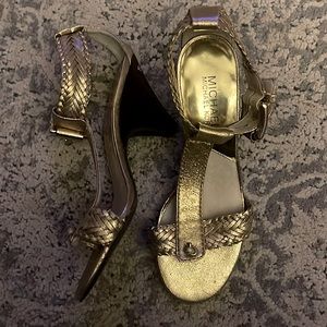 Michael Kors Size 6 Gold Sandal Heels
